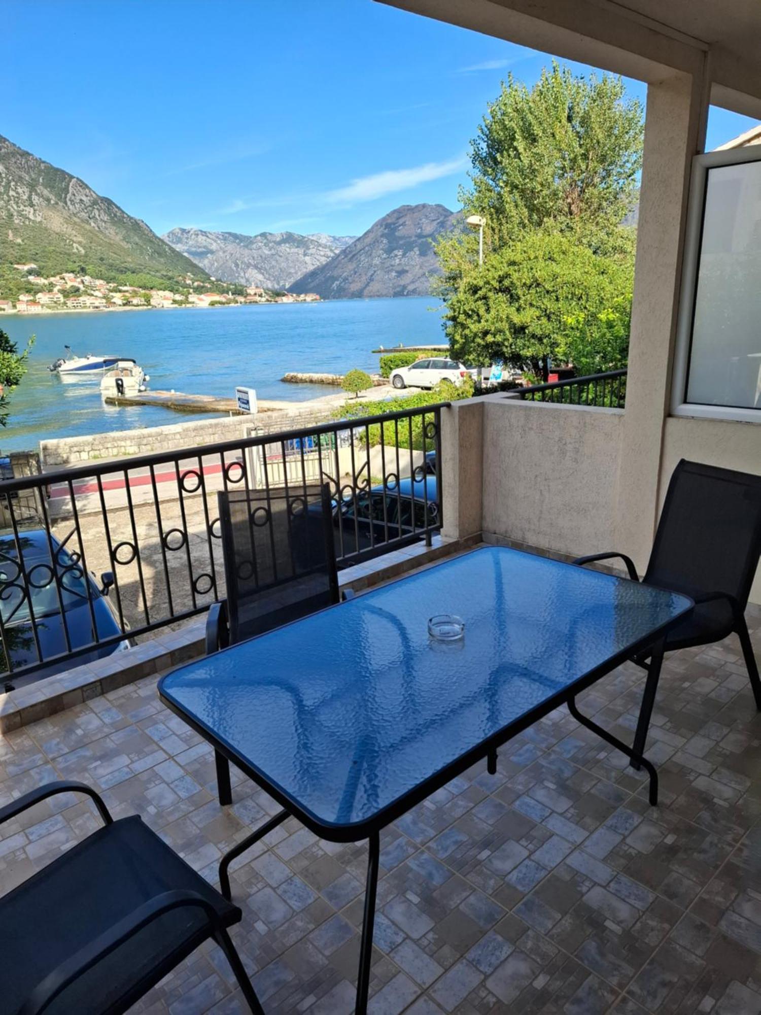 Apartments Pejanovic Kotor Eksteriør billede